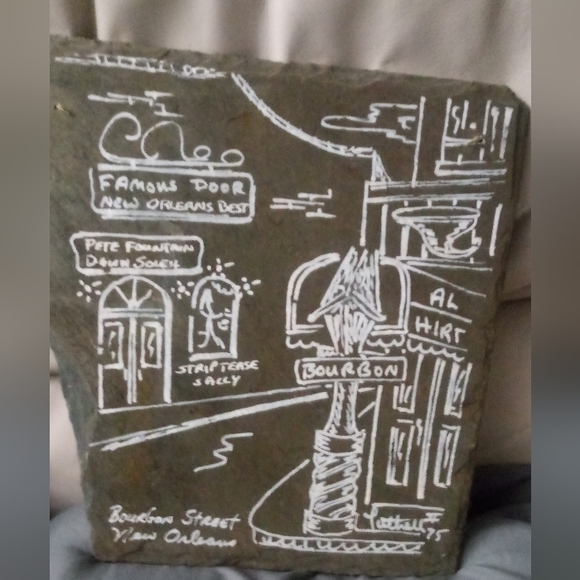 George B Luttrell II " Bourbon Street" on slate original signed art wall decor - Picture 2 of 6